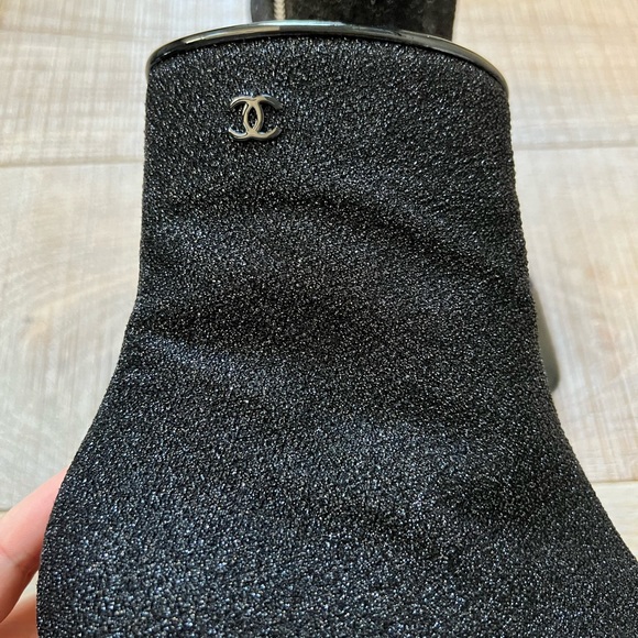 BNIB Chanel 17k Runway Black Shimmer Metallic Leather Square Toe ankle boots - Picture 9 of 9